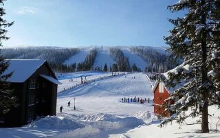 Лыжный туризм: отдых плюс спорт